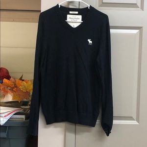 Abercrombie & Fitch Men’s Navy V-Neck Sweater